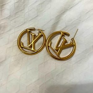 Louise Hoop GM Earrings